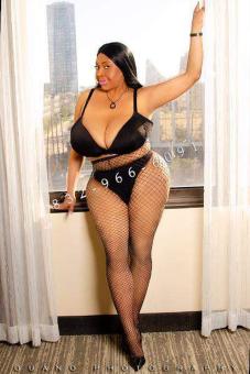 Beautiful Ts Visiting! 38DDD-24-38! 9 1/2 Inches!, 30
