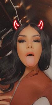 Colombian Badieee hosting Santa Ana CA Visiting Si hablo español, 21