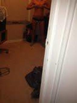 Ever wanted a massage by a pretty blonde?? Caution, Im wearing very little!!, 29